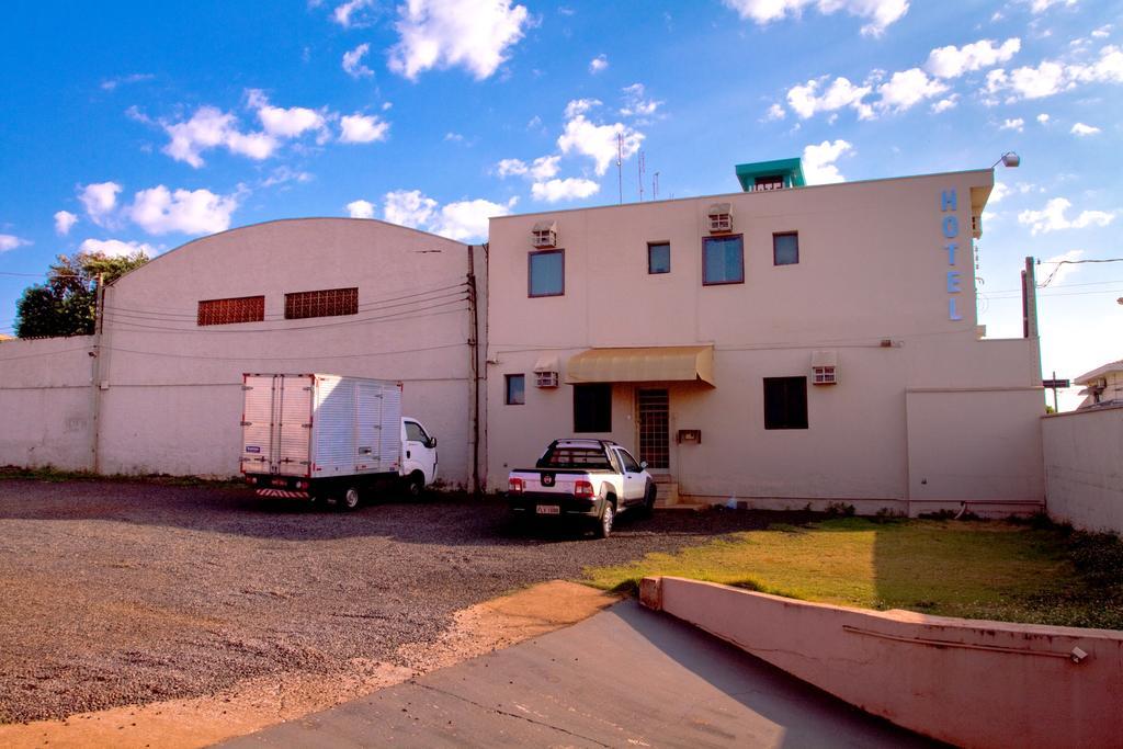Agapito Inn Hotel Sertãozinho Esterno foto